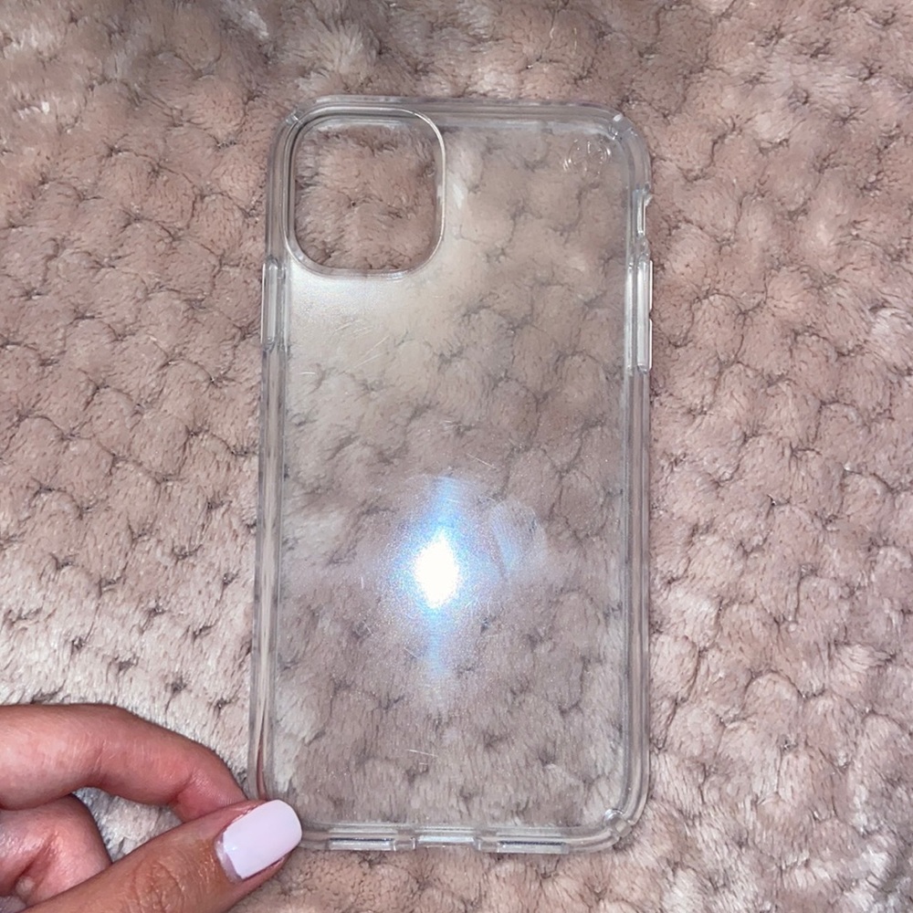 iPhone 11 speck clear case